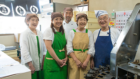 古くから伝わる老舗和洋菓子店